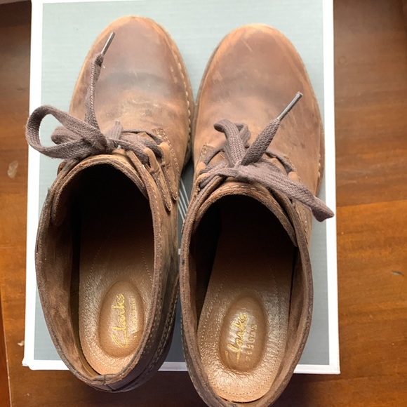 Clarks artisan brown leather boot. lace up - Picture 6 of 8